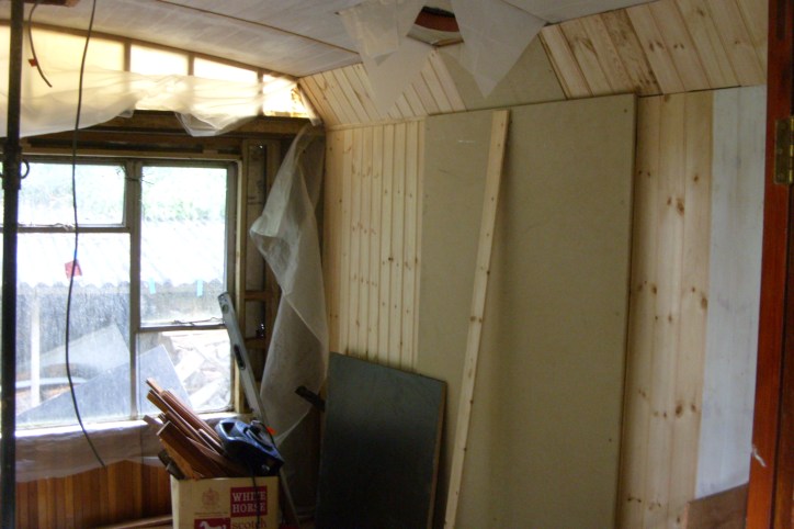 Fire-boarded caravan fire-place